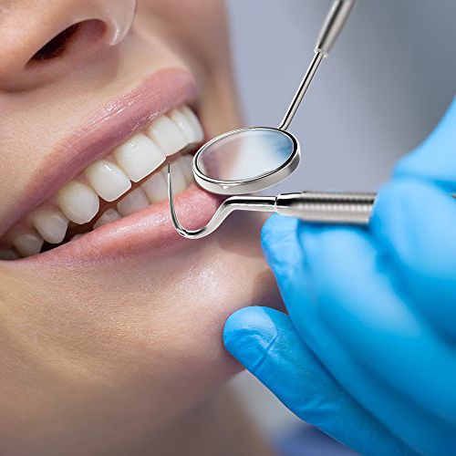 Modern Dentures: Comfort and Natural Appearance Combined - CeraDirect